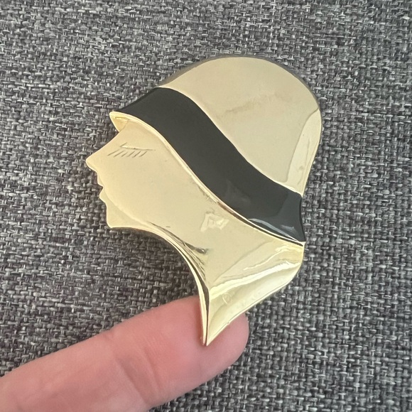 Vintage Gold Tone Black Flapper Lady Head Brooch Pin M J Enterprises Art Deco - Picture 1 of 11
